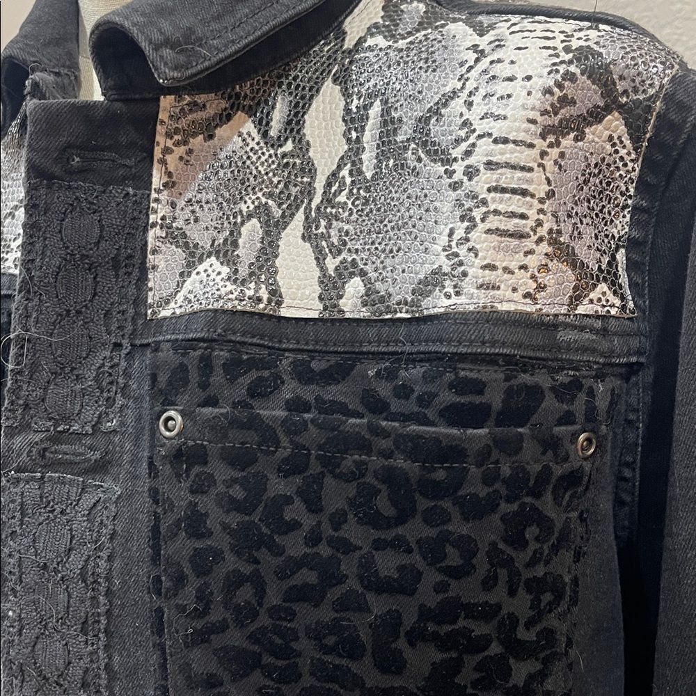 Upcycled Black Denim Jacket with Peplum & Floral Whitework Embroidery. Size M-L - Picture 12 of 15